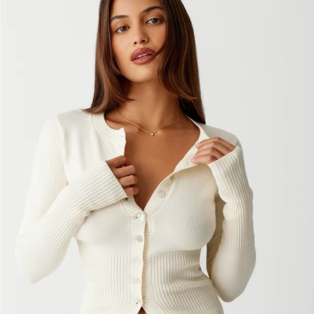 Frankie's Bikinis Cream Ribbed Button-Front Cardigan